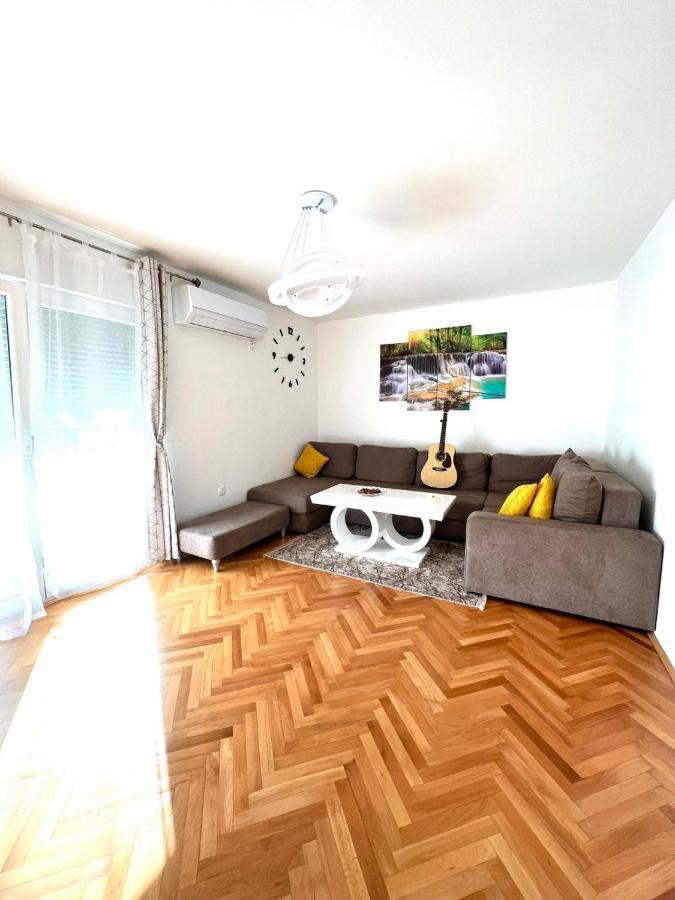 Lux Apartman Casablanca Pluzine Exterior photo