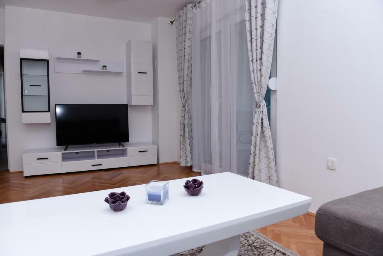 Lux Apartman Casablanca Pluzine Exterior photo